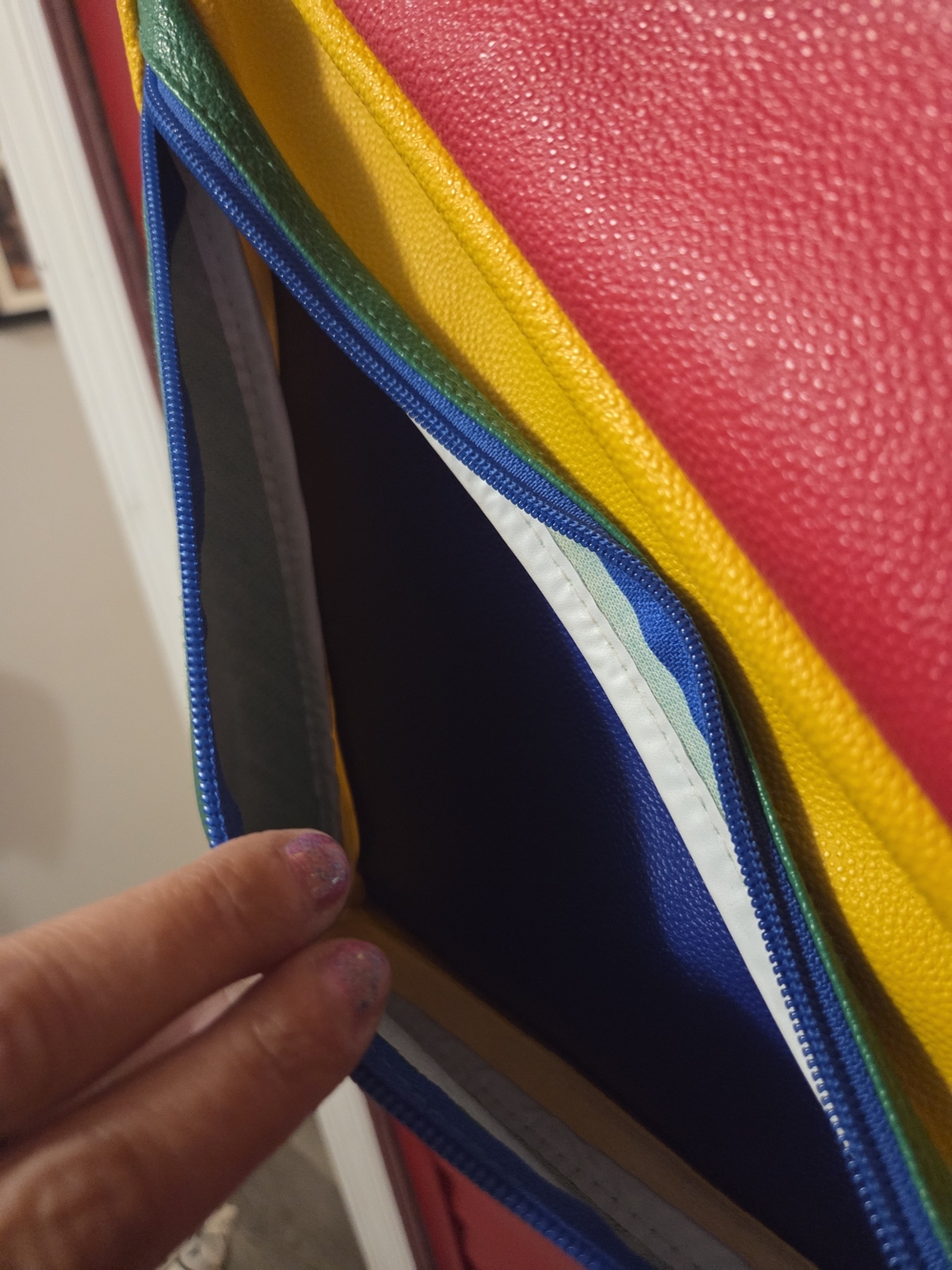 Vintage Colorblock Blue Tote Bag with Red, Green & Yellow Pockets - Picture 2 of 7